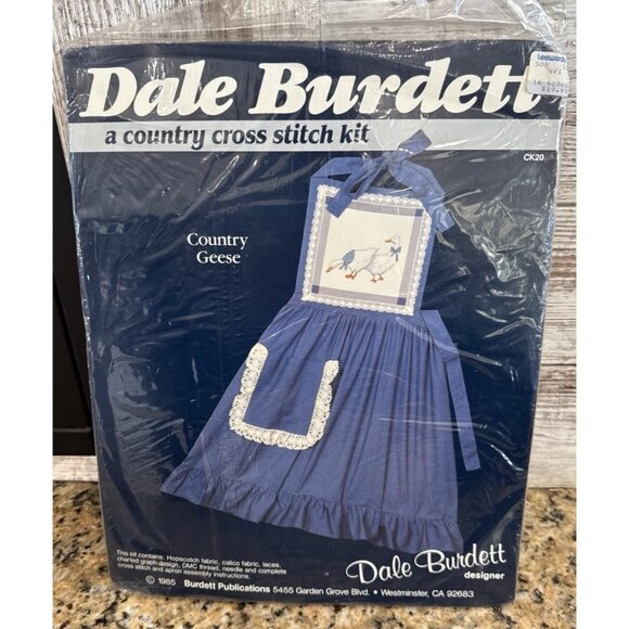 Dale Burdett Apron Country Cross Stitch Kit 1985 Vintage Country Geese CK20 - Picture 6 of 6